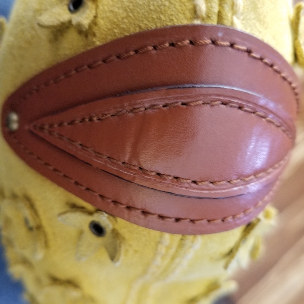 Authentic Louis Vuitton Onatah Fleur Ltd Ed. PM - Picture 13 of 16